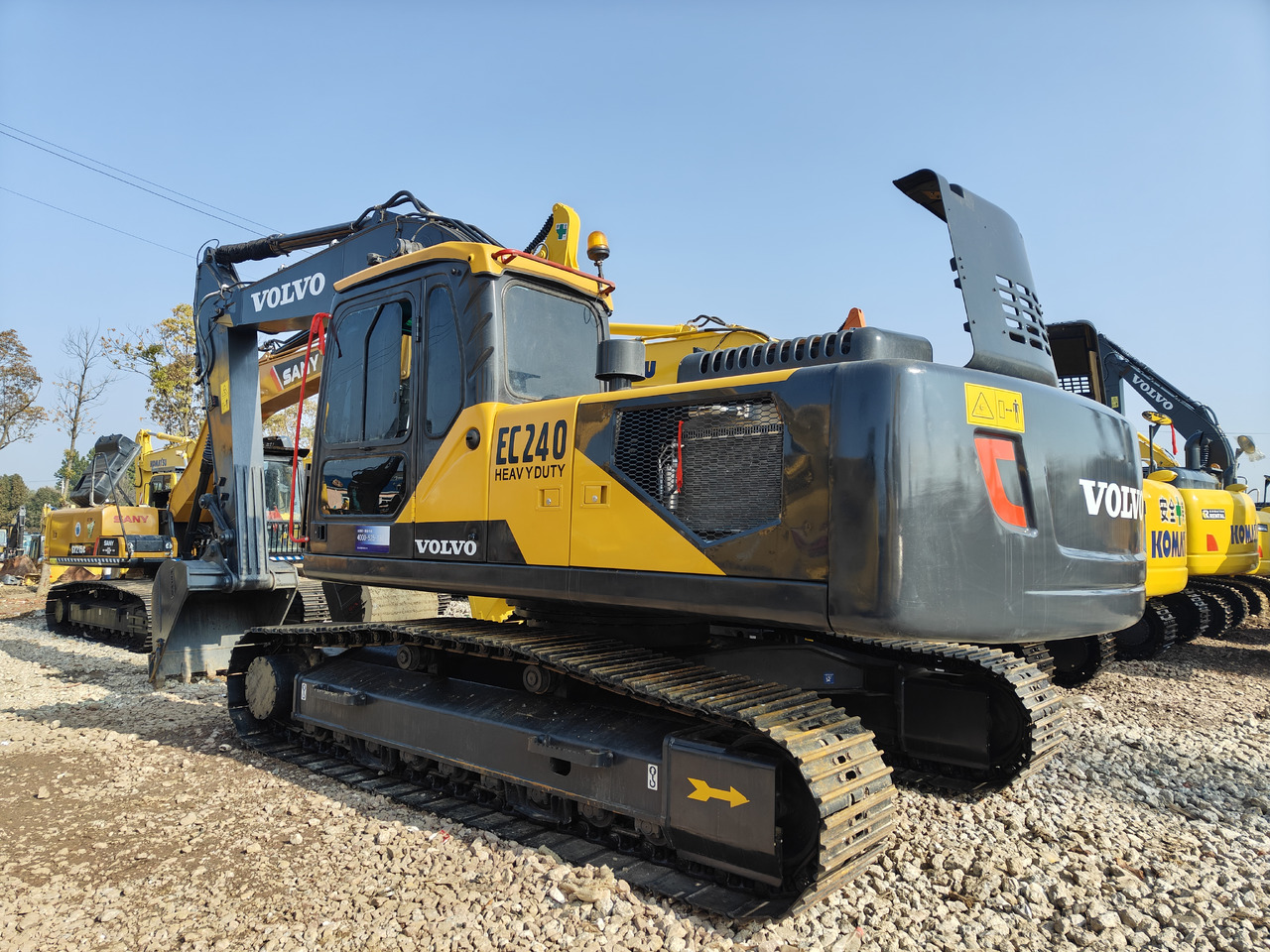 VOLVO EC240 - Kāpurķēžu ekskavators: foto 4 VOLVO EC240 - Kāpurķēžu ekskavators: foto 4