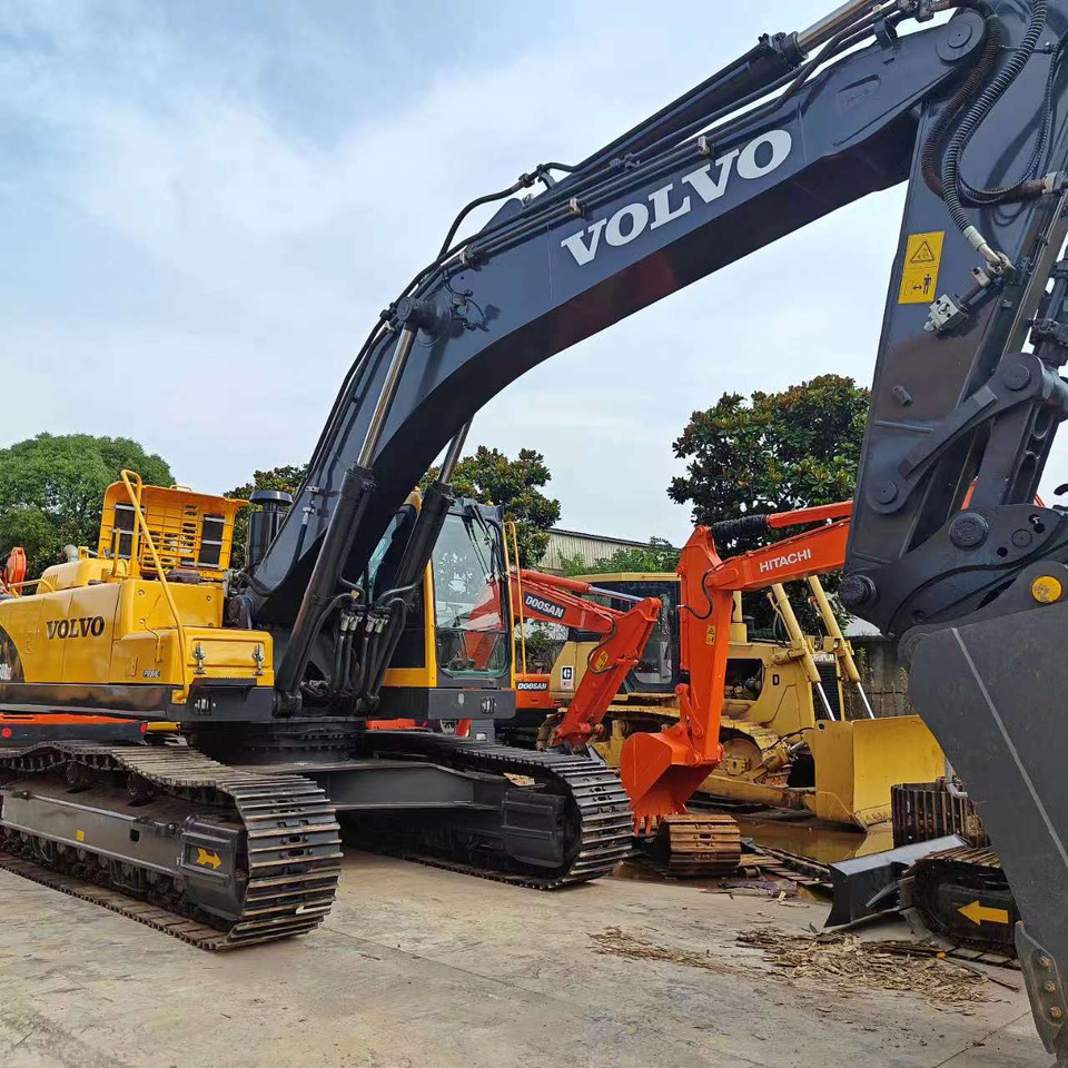 VOLVO EC360BLC - Kāpurķēžu ekskavators: foto 1 VOLVO EC360BLC - Kāpurķēžu ekskavators: foto 1