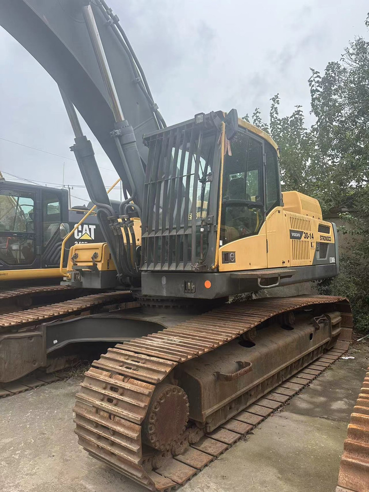 VOLVO EC380 - Kāpurķēžu ekskavators: foto 2 VOLVO EC380 - Kāpurķēžu ekskavators: foto 2