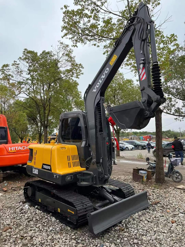 VOLVO EC60D - Kāpurķēžu ekskavators: foto 3 VOLVO EC60D - Kāpurķēžu ekskavators: foto 3