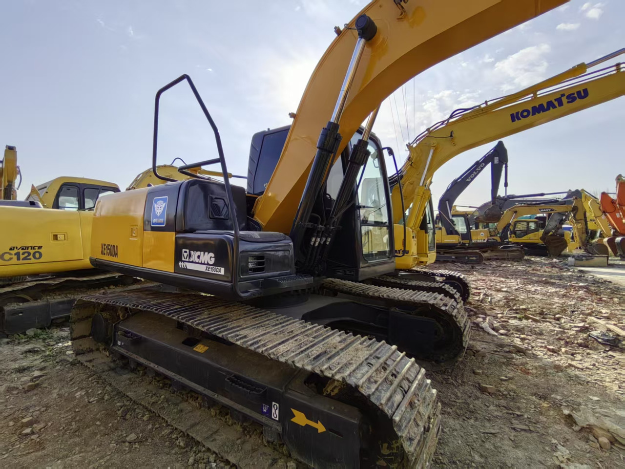 XCMG XE150DA - Kāpurķēžu ekskavators: foto 1 XCMG XE150DA - Kāpurķēžu ekskavators: foto 1