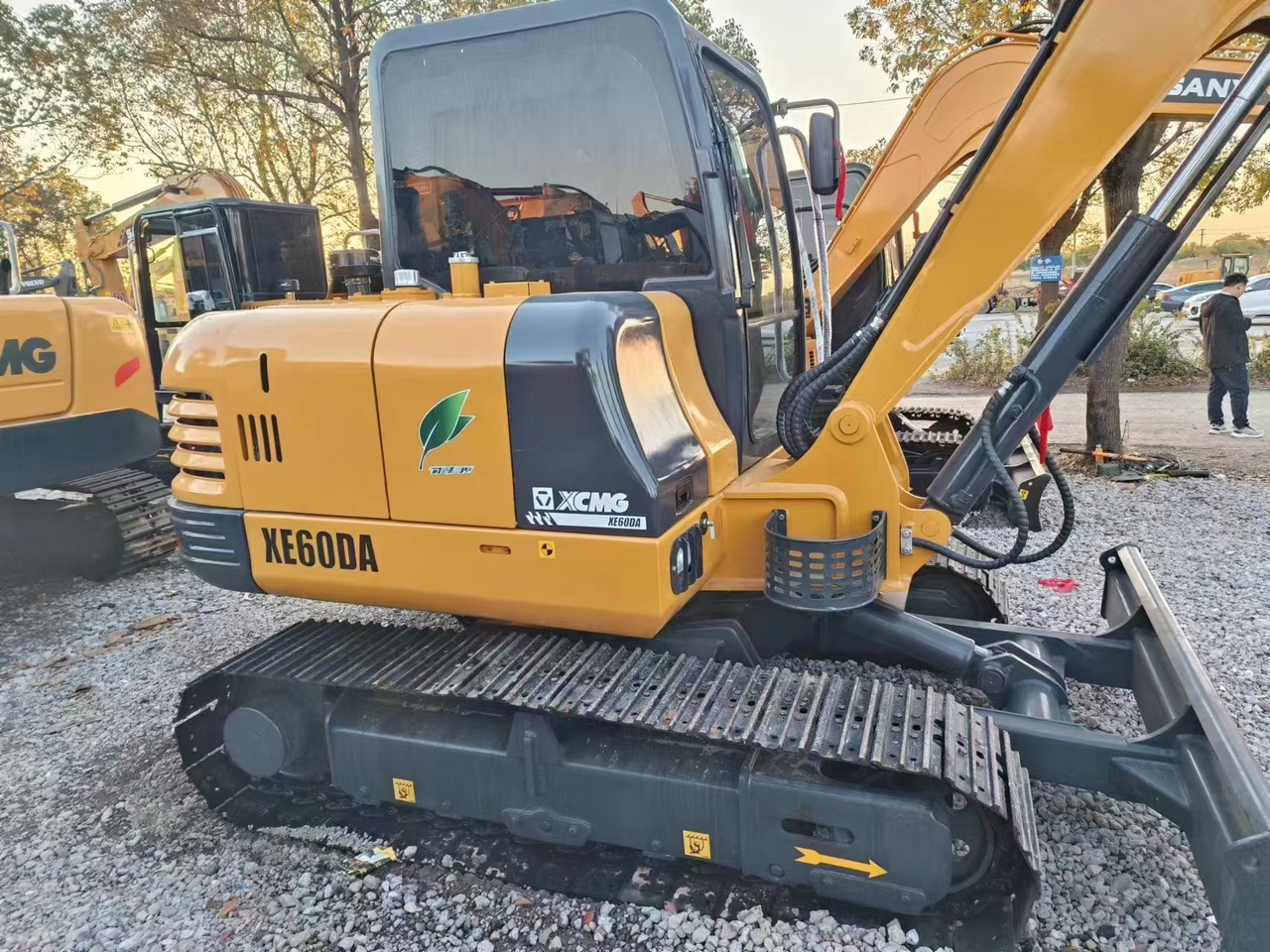 XCMG XE60DA - Kāpurķēžu ekskavators: foto 1 XCMG XE60DA - Kāpurķēžu ekskavators: foto 1