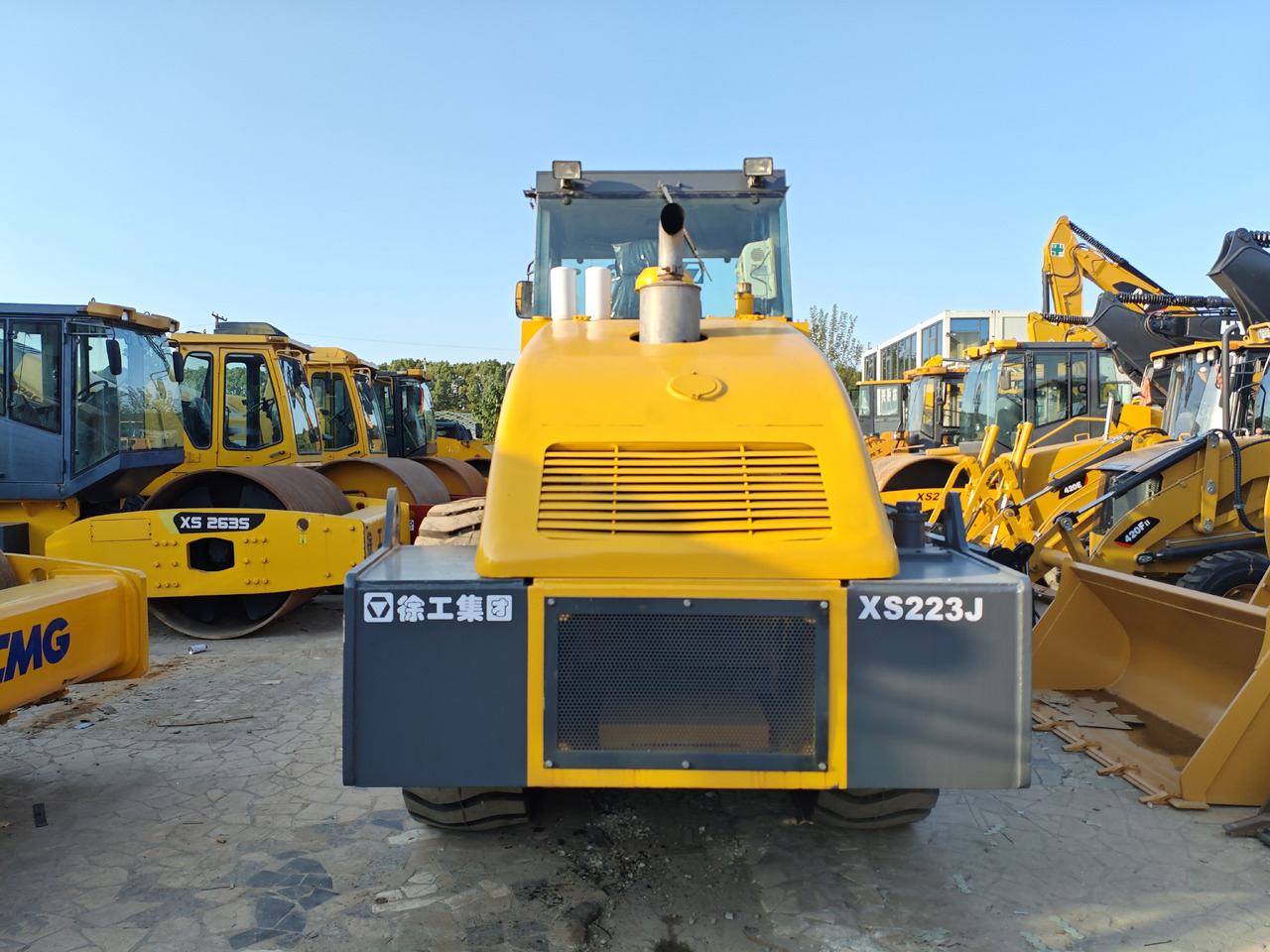XCMG XS223J - Ceļu veltnis: foto 4 XCMG XS223J - Ceļu veltnis: foto 4