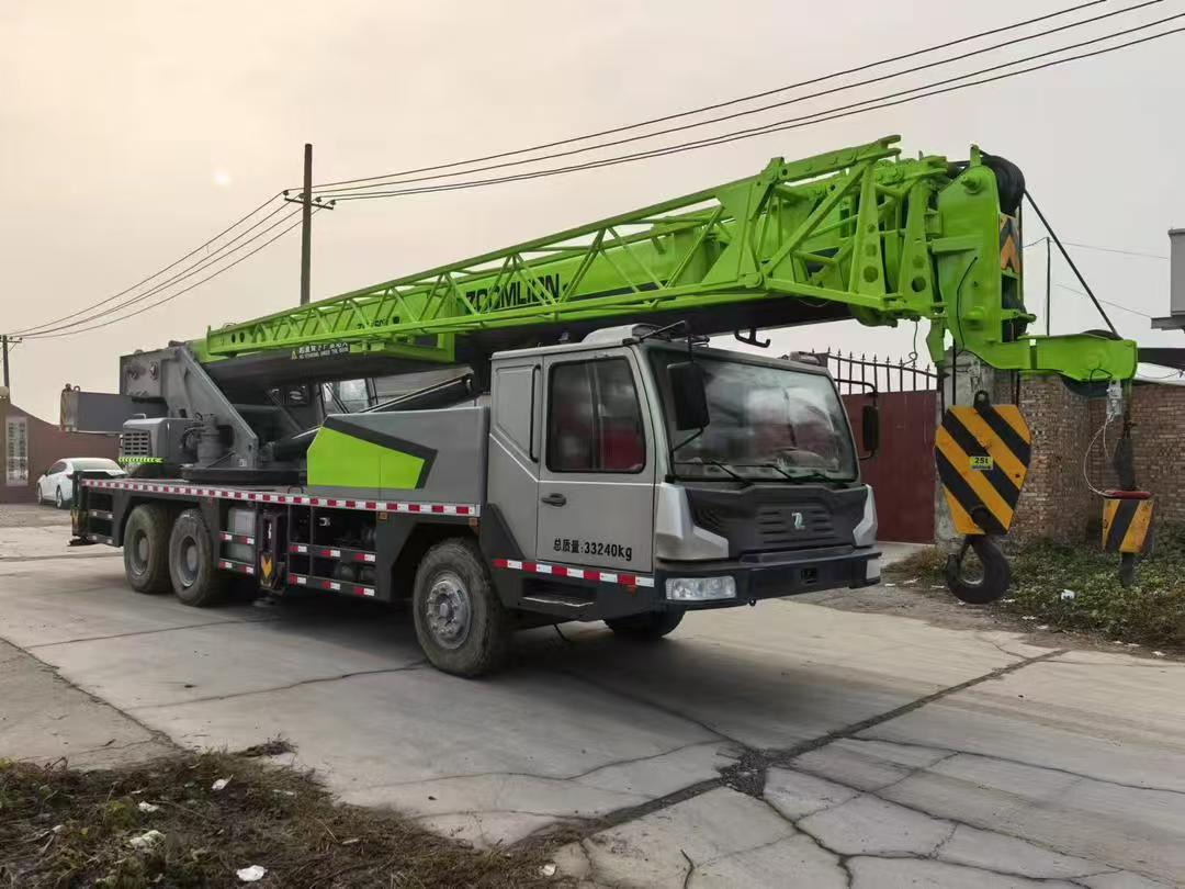 ZOOMLION ZTC250 - Autoceltnis: foto 2 ZOOMLION ZTC250 - Autoceltnis: foto 2