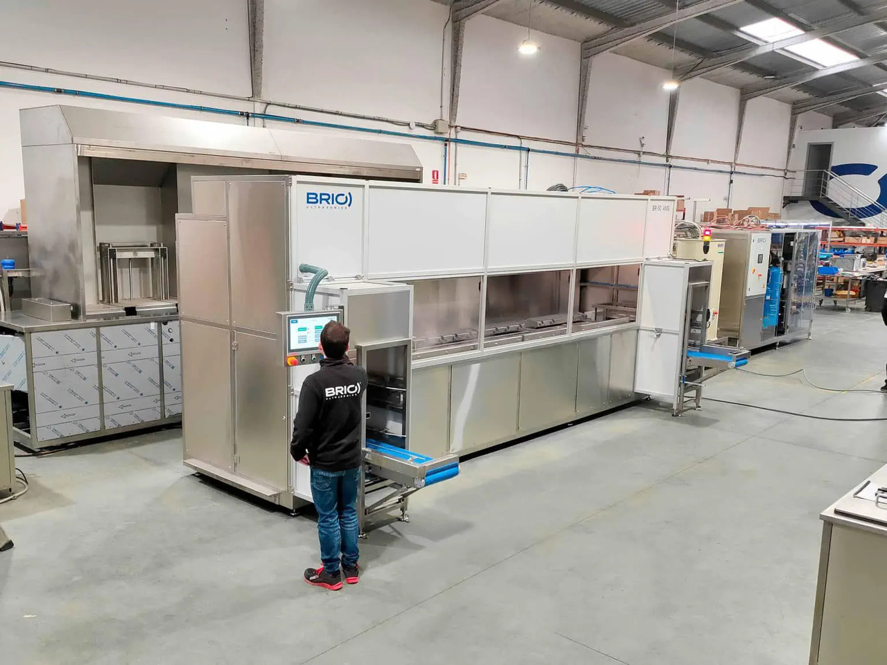 BRIO Ultrasonics BR-50 AMS Ultrasonic cleaning machine - Ultraskaņas tīrītājs: foto 3 BRIO Ultrasonics BR-50 AMS Ultrasonic cleaning machine - Ultraskaņas tīrītājs: foto 3