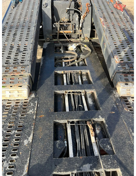 Louault auto/trucktransporter - Puspiekabe autovedējs: foto 5 Louault auto/trucktransporter - Puspiekabe autovedējs: foto 5