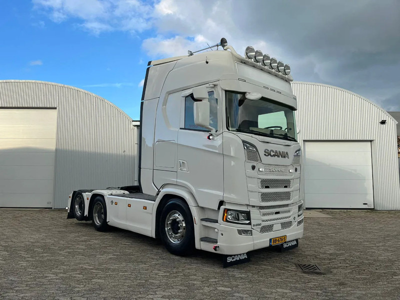 Scania 650S V8 NGS S650 - Vilcējs: foto 1 Scania 650S V8 NGS S650 - Vilcējs: foto 1