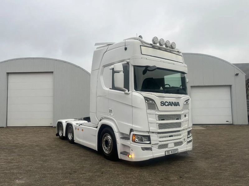 Scania R650 V8 NGS R650 6x4 - Vilcējs: foto 4 Scania R650 V8 NGS R650 6x4 - Vilcējs: foto 4