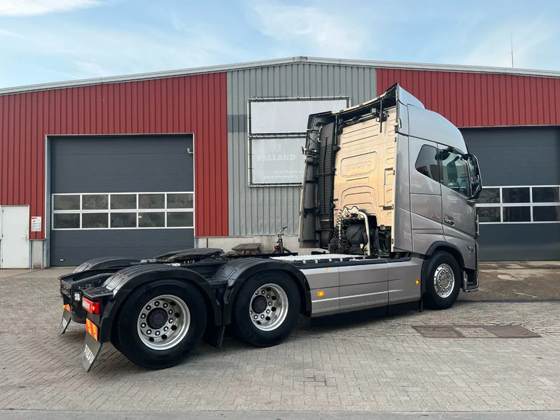 Volvo FH 16.650 FH16 6x4 - Vilcējs: foto 4 Volvo FH 16.650 FH16 6x4 - Vilcējs: foto 4