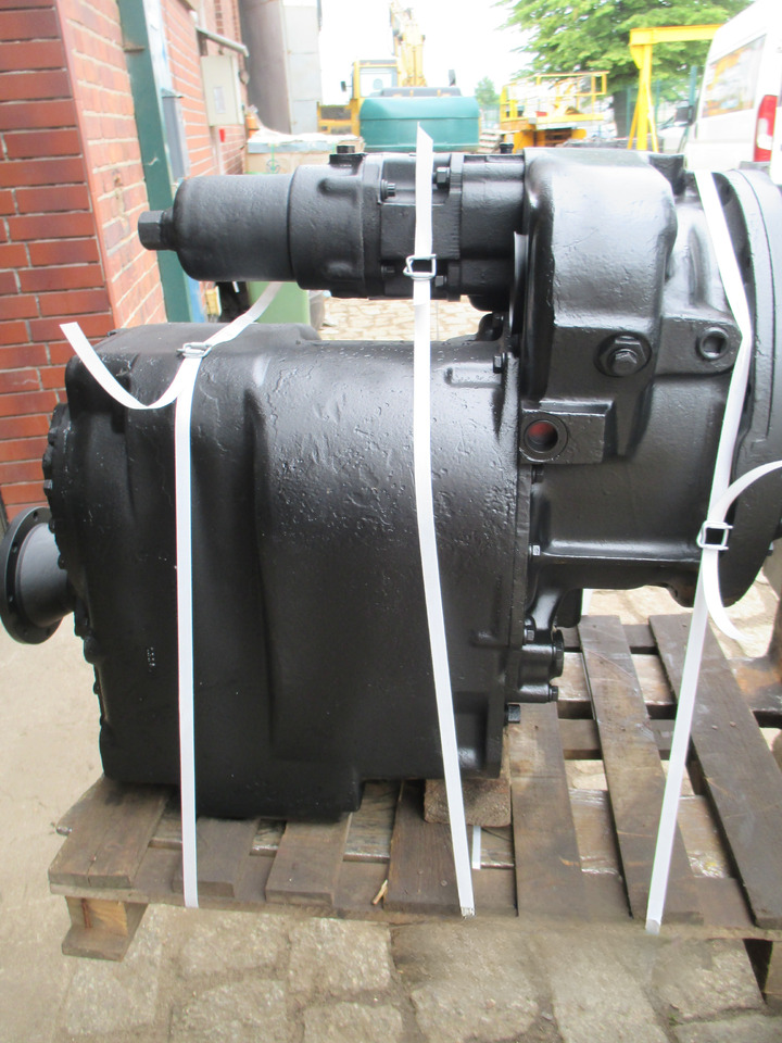 Skrzynia biegów Clark Hurth - Pārnesumkārba - Celtniecības tehnika: foto 1 Skrzynia biegów Clark Hurth - Pārnesumkārba - Celtniecības tehnika: foto 1