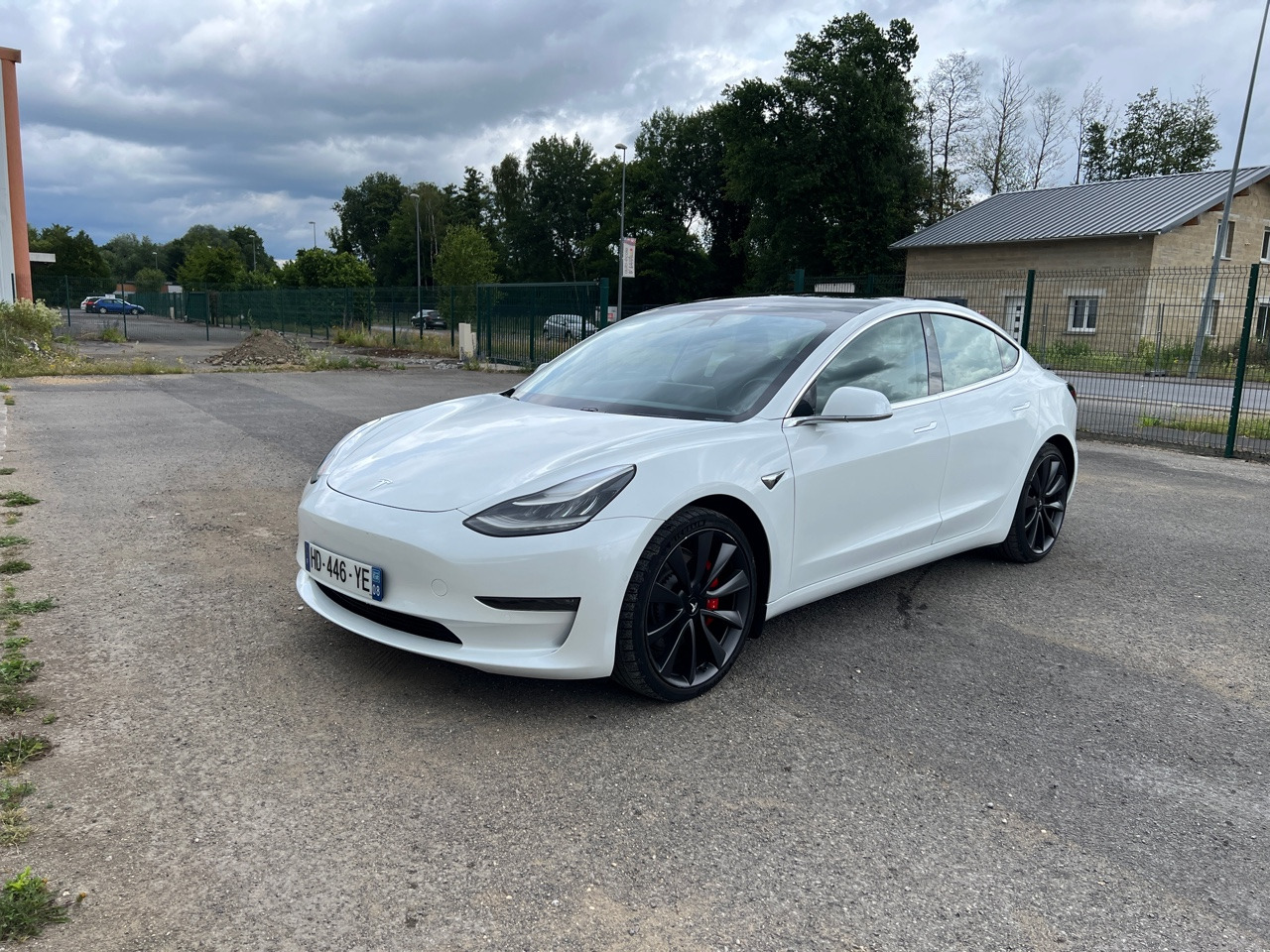 TESLA Model 3 Performance Dual Motor FSD 3 Autopilot - Sedans: foto 1 TESLA Model 3 Performance Dual Motor FSD 3 Autopilot - Sedans: foto 1
