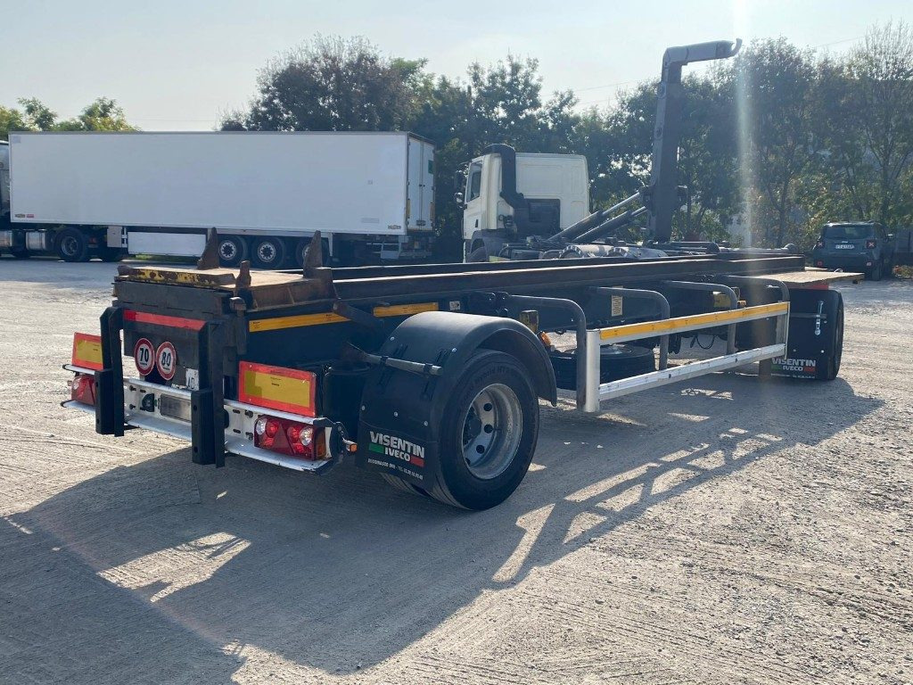 CARDI RIMORCHIO CARDI SCARRABILE PNEUMATICO - Multilift/ Būvgružu konteinera piekabe: foto 1 CARDI RIMORCHIO CARDI SCARRABILE PNEUMATICO - Multilift/ Būvgružu konteinera piekabe: foto 1