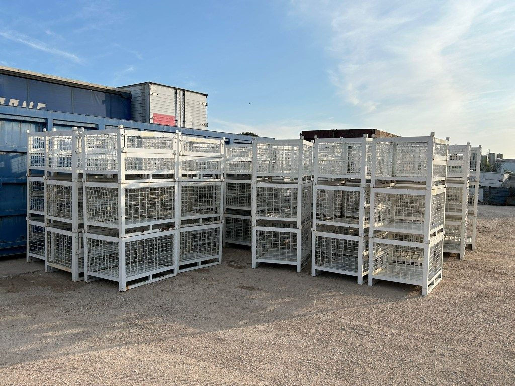 CESTA USATA SEMINUOVA IN FERRO - Instrument/ Aprīkojums: foto 1 CESTA USATA SEMINUOVA IN FERRO - Instrument/ Aprīkojums: foto 1