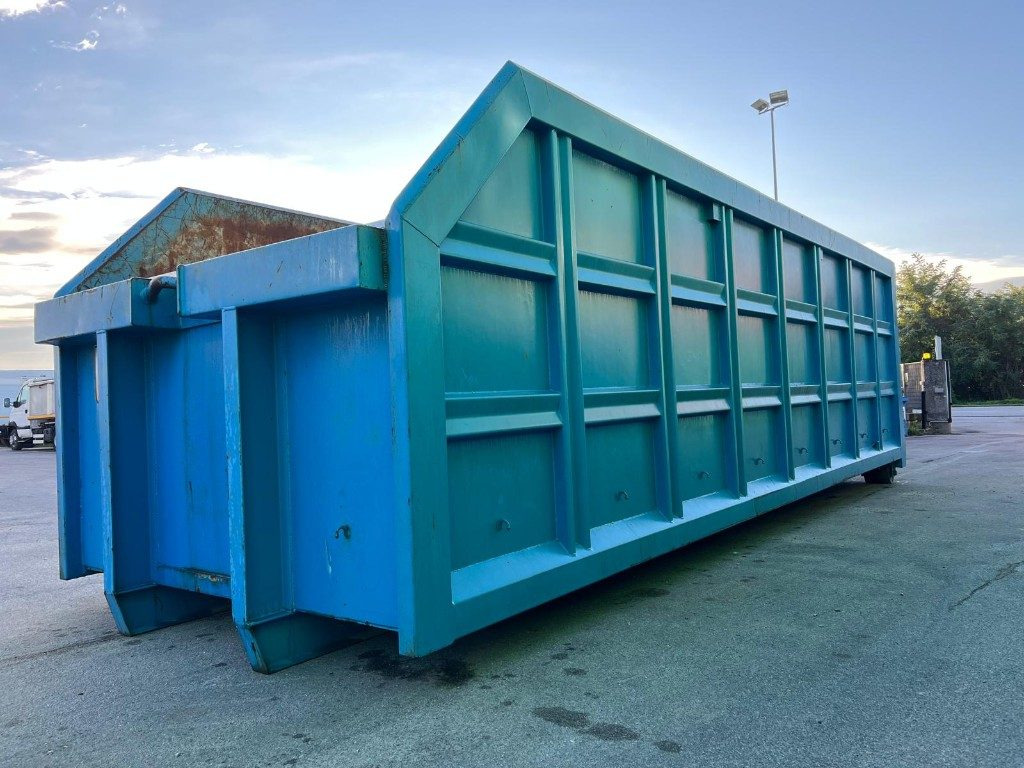CONTAINER SCARRABILE USATO A CIELO APERTO - Huka konteiners: foto 2 CONTAINER SCARRABILE USATO A CIELO APERTO - Huka konteiners: foto 2