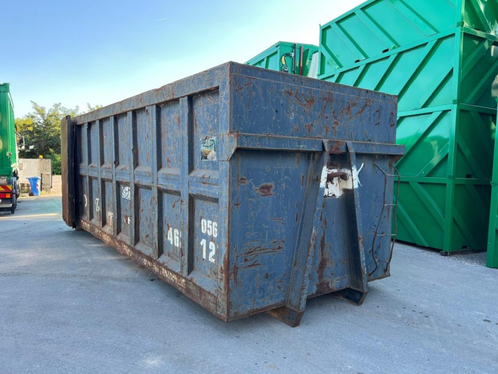 CONTAINER SCARRABILE USATO A CIELO APERTO - Huka konteiners: foto 2 CONTAINER SCARRABILE USATO A CIELO APERTO - Huka konteiners: foto 2