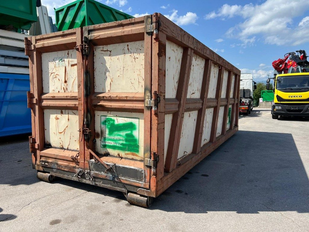 CONTAINER SCARRABILE USATO A CIELO APERTO - Huka konteiners: foto 3 CONTAINER SCARRABILE USATO A CIELO APERTO - Huka konteiners: foto 3