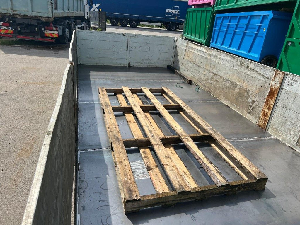 CONTAINER SCARRABILE USATO A PIANALE CON SPONDE - Huka konteiners: foto 5 CONTAINER SCARRABILE USATO A PIANALE CON SPONDE - Huka konteiners: foto 5