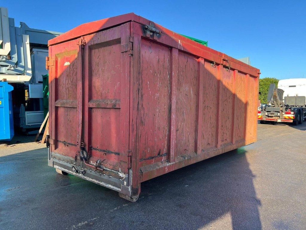 CONTAINER SCARRABILE USATO CON COPERCHIO - Huka konteiners: foto 3 CONTAINER SCARRABILE USATO CON COPERCHIO - Huka konteiners: foto 3