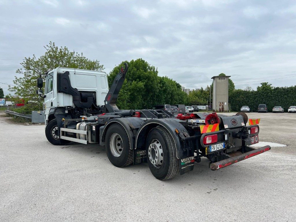 DAF CF480 SCARRABILE - Pacēlājs ar āķi: foto 3 DAF CF480 SCARRABILE - Pacēlājs ar āķi: foto 3