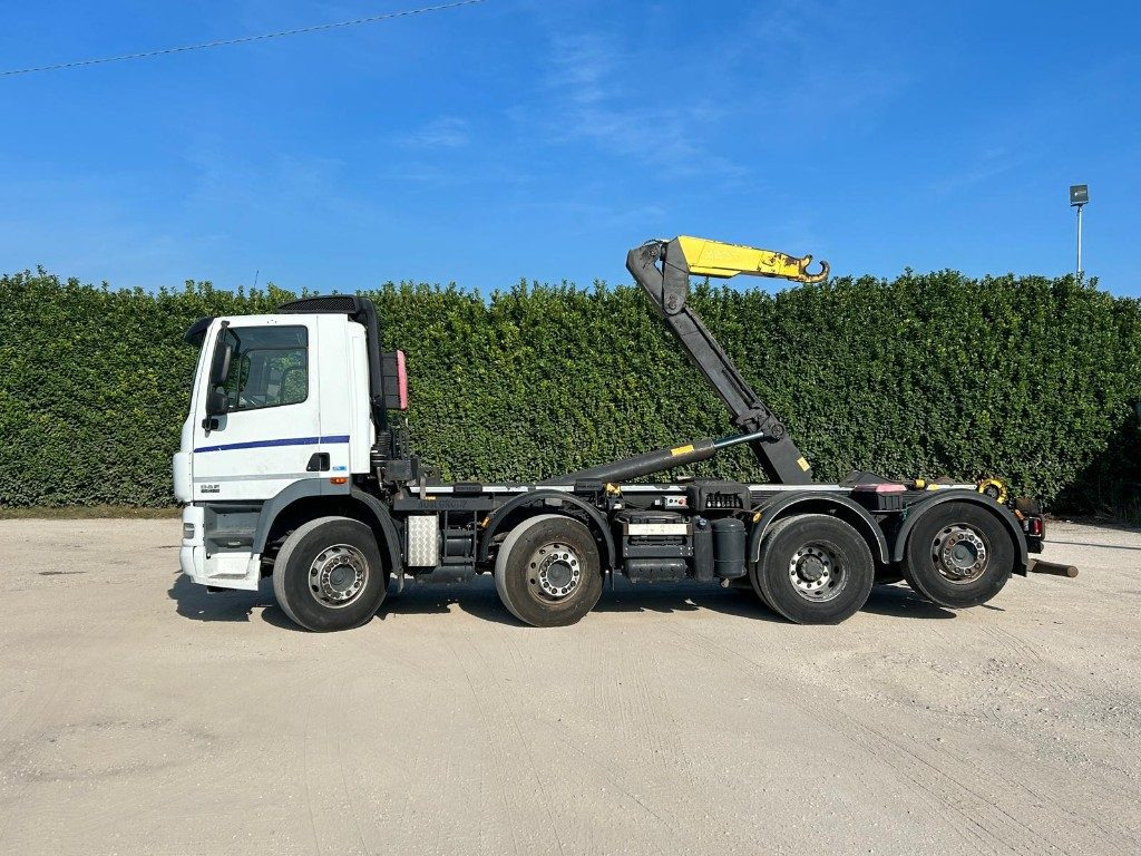 DAF CF85 SCARRABILE - Pacēlājs ar āķi: foto 4 DAF CF85 SCARRABILE - Pacēlājs ar āķi: foto 4