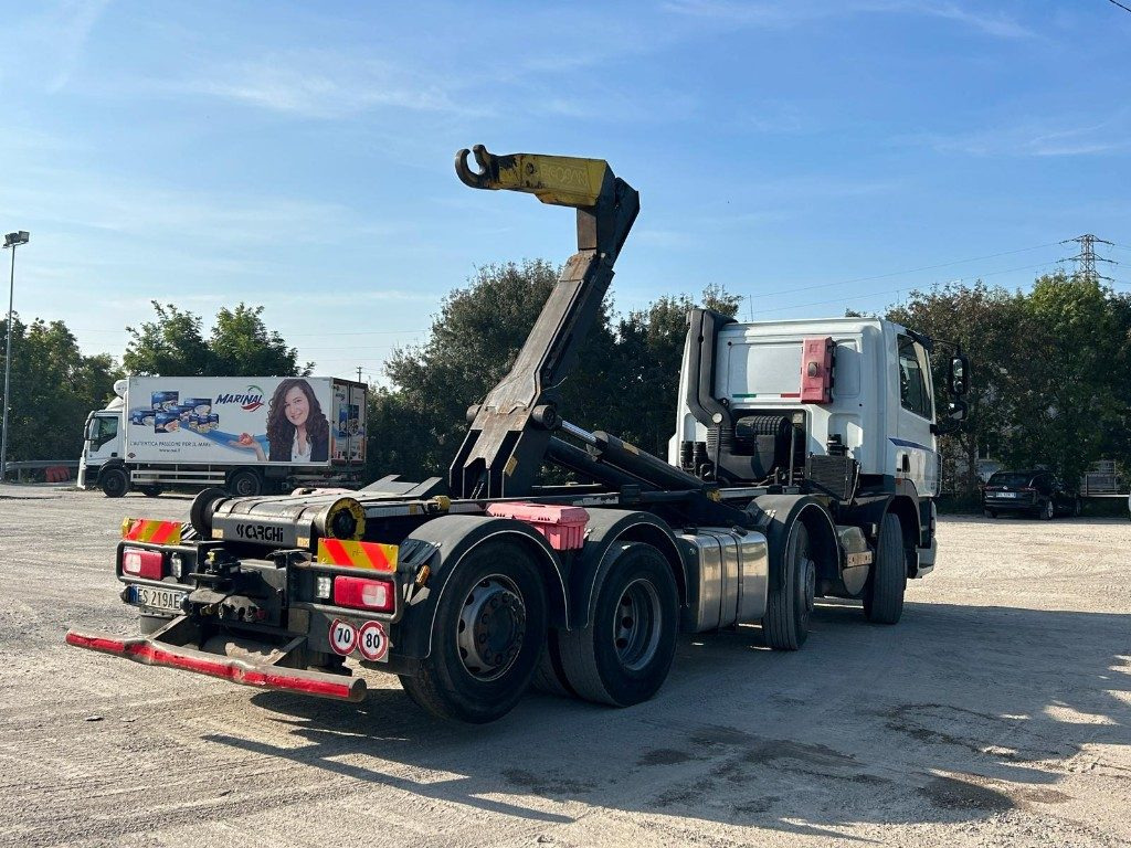 DAF CF85 SCARRABILE - Pacēlājs ar āķi: foto 5 DAF CF85 SCARRABILE - Pacēlājs ar āķi: foto 5