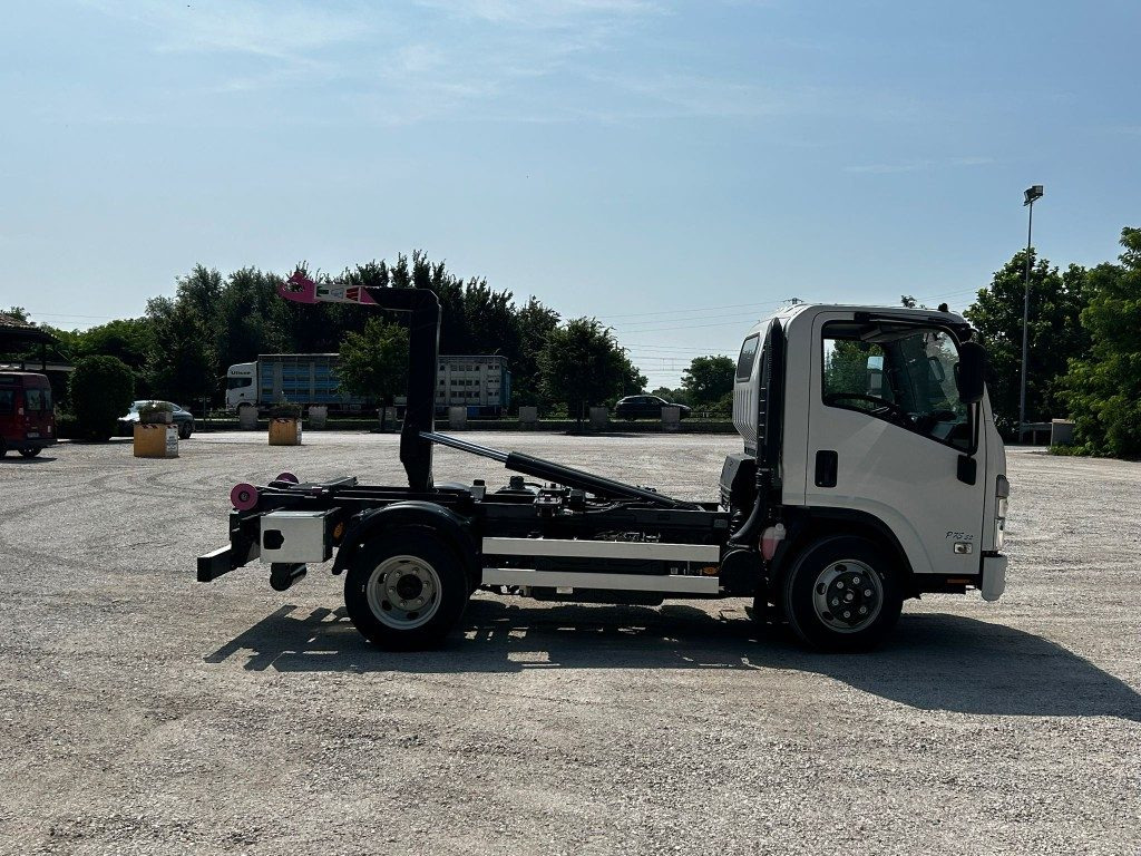 Jaunā Pacēlājs ar āķi ISUZU P75 NUOVO SCARRABILE: foto 6