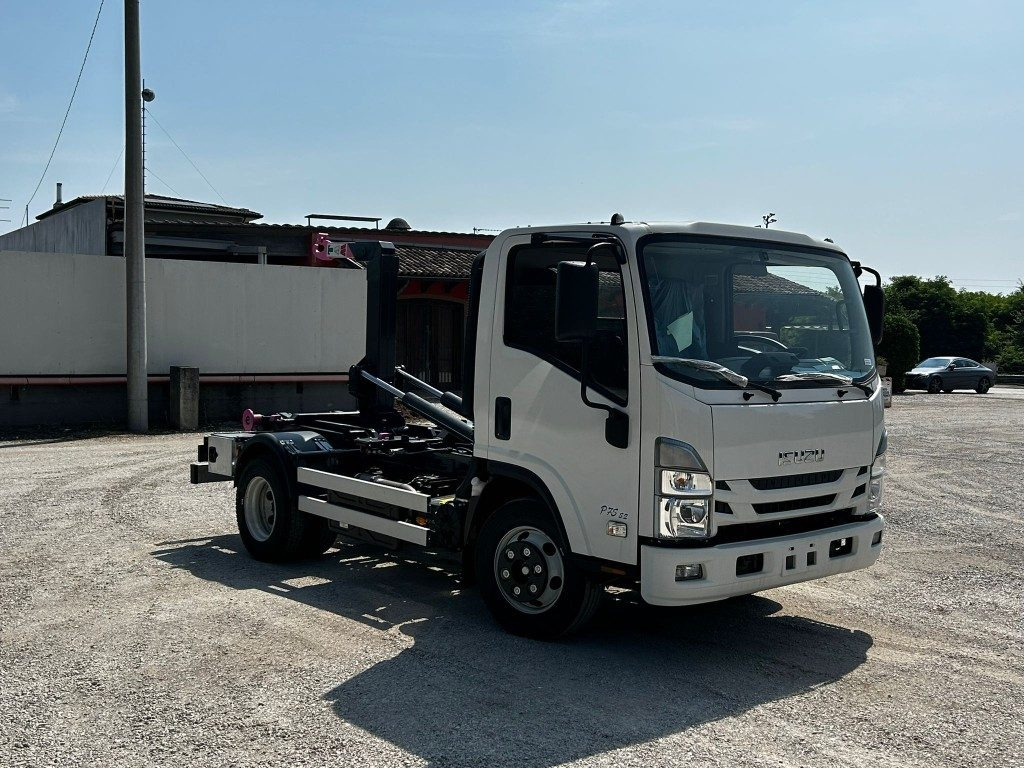 Jaunā Pacēlājs ar āķi ISUZU P75 NUOVO SCARRABILE: foto 8
