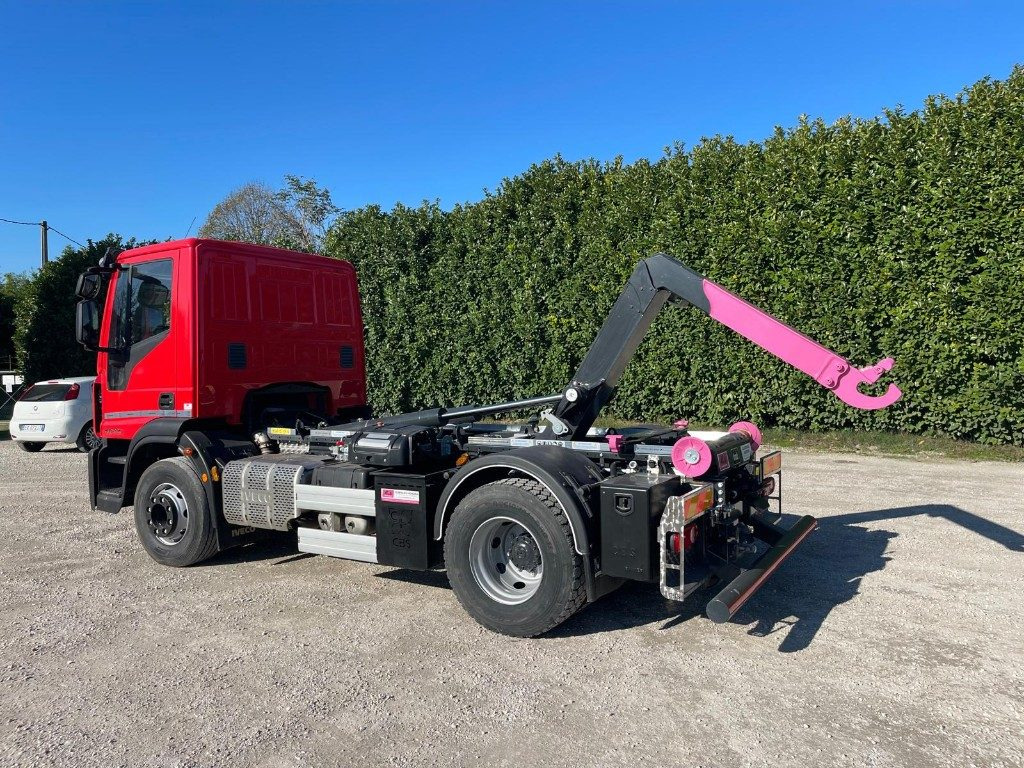 IVECO EUROCARGO 160E SCARRABILE - Pacēlājs ar āķi: foto 3 IVECO EUROCARGO 160E SCARRABILE - Pacēlājs ar āķi: foto 3