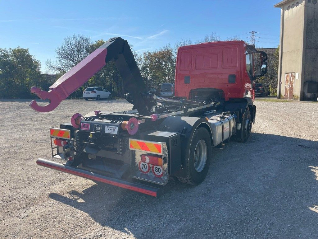 IVECO EUROCARGO 160E SCARRABILE - Pacēlājs ar āķi: foto 5 IVECO EUROCARGO 160E SCARRABILE - Pacēlājs ar āķi: foto 5