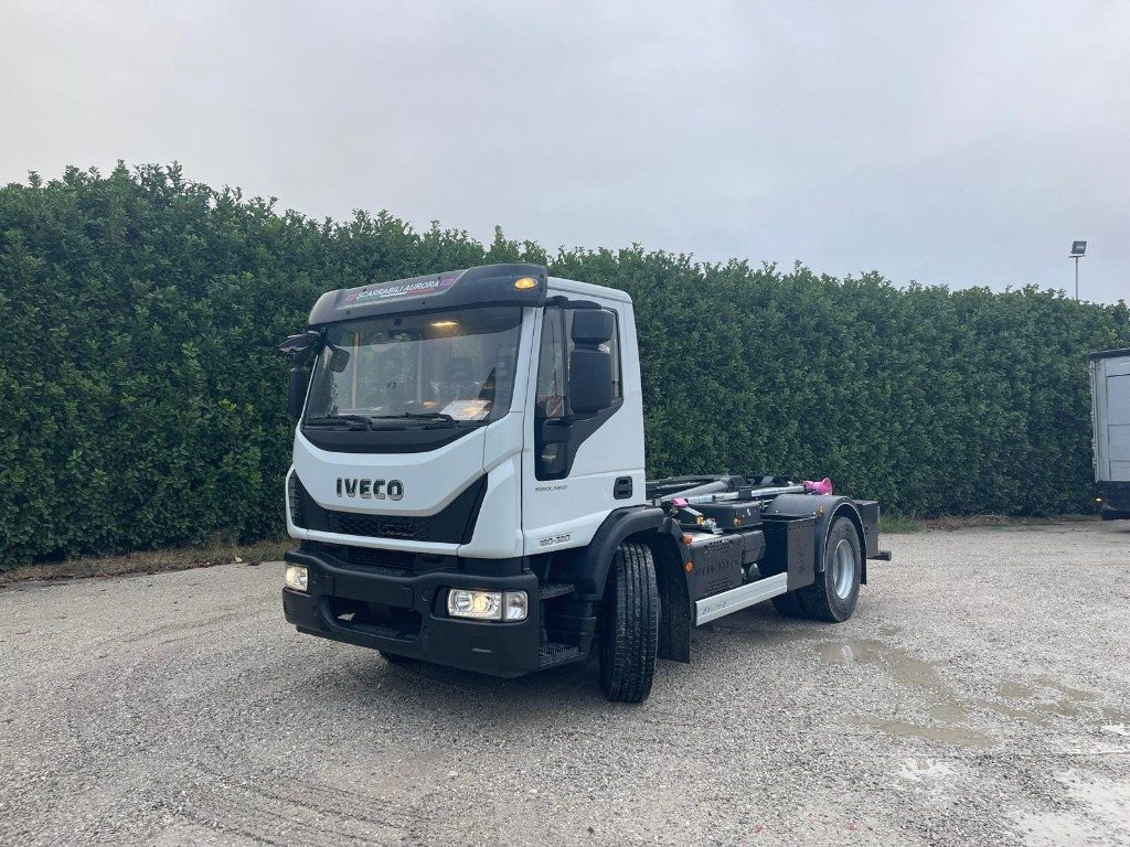 IVECO EUROCARGO 180K32 SCARRABILE NUOVO - Pacēlājs ar āķi: foto 1 IVECO EUROCARGO 180K32 SCARRABILE NUOVO - Pacēlājs ar āķi: foto 1