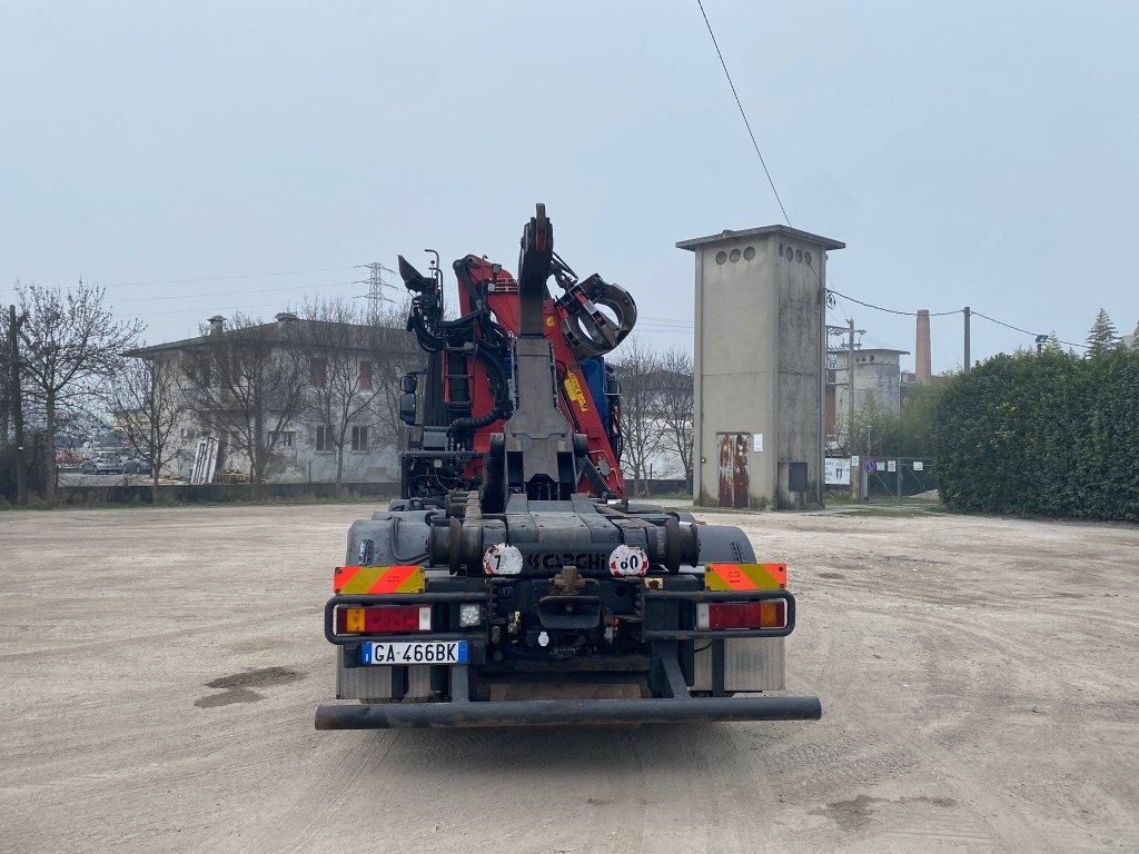 IVECO STRALIS 260.450 SCARRABILE CON GRU - Pacēlājs ar āķi, Kravas auto ar manipulatoru: foto 4 IVECO STRALIS 260.450 SCARRABILE CON GRU - Pacēlājs ar āķi, Kravas auto ar manipulatoru: foto 4