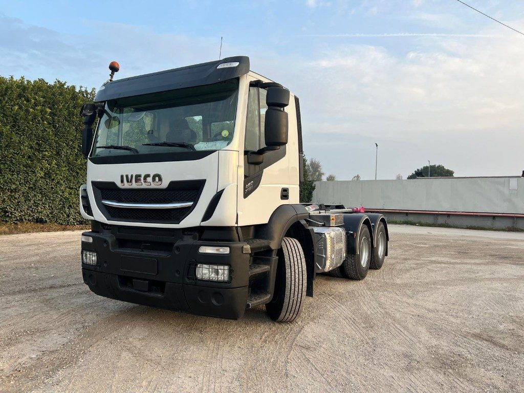 IVECO STRALIS 460 X-WAY SCARRABILE 6X4 - Pacēlājs ar āķi: foto 2 IVECO STRALIS 460 X-WAY SCARRABILE 6X4 - Pacēlājs ar āķi: foto 2