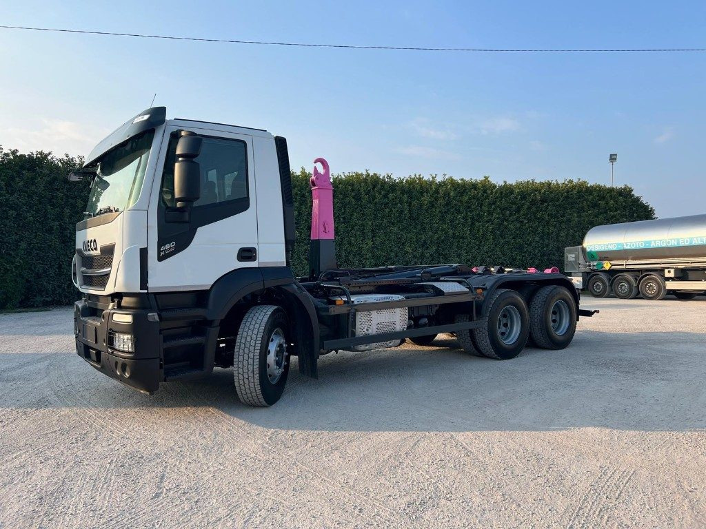 IVECO STRALIS 460 X-WAY USATO SCARRABILE 6X4 - Pacēlājs ar āķi: foto 2 IVECO STRALIS 460 X-WAY USATO SCARRABILE 6X4 - Pacēlājs ar āķi: foto 2