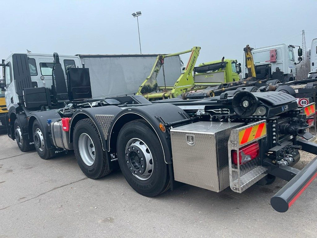 IVECO X-WAY AD350X480YPS SCARRABILE NUOVO - Pacēlājs ar āķi: foto 4 IVECO X-WAY AD350X480YPS SCARRABILE NUOVO - Pacēlājs ar āķi: foto 4