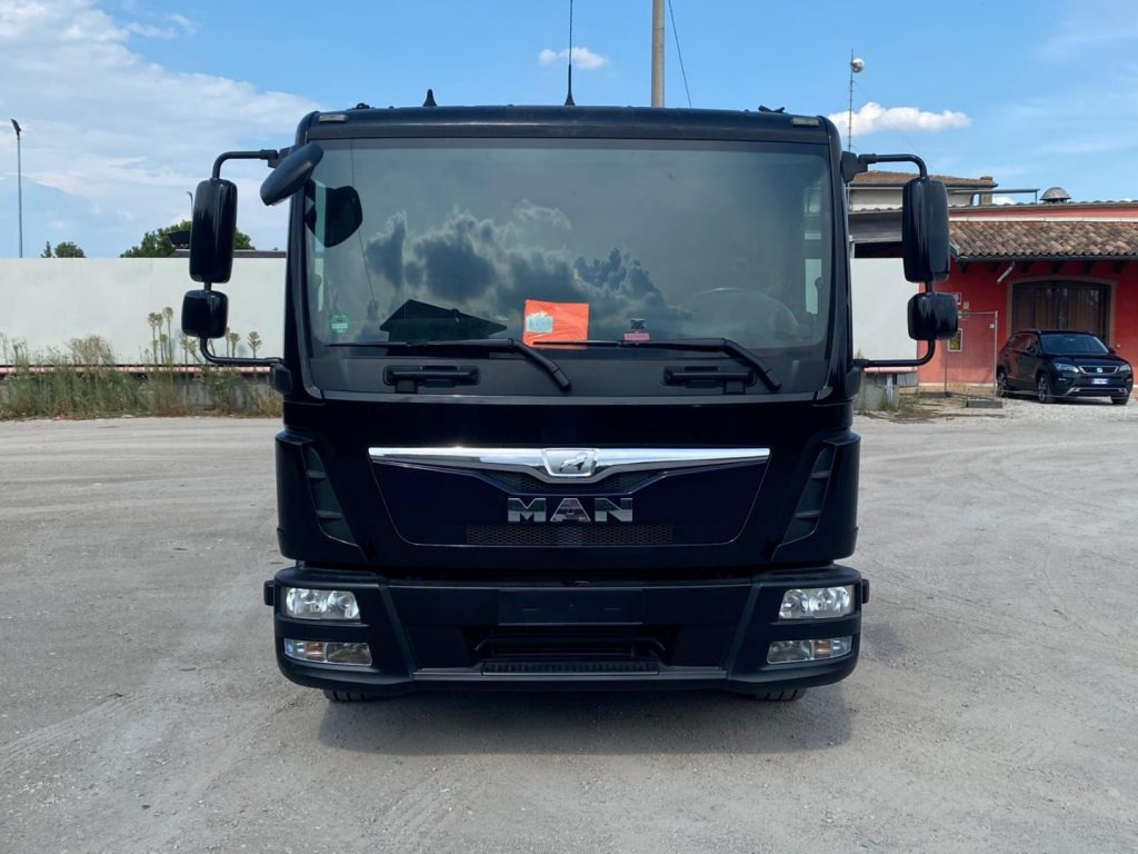 MAN TGL 12.220 CON SCARRABILE NUOVO - Pacēlājs ar āķi: foto 2 MAN TGL 12.220 CON SCARRABILE NUOVO - Pacēlājs ar āķi: foto 2