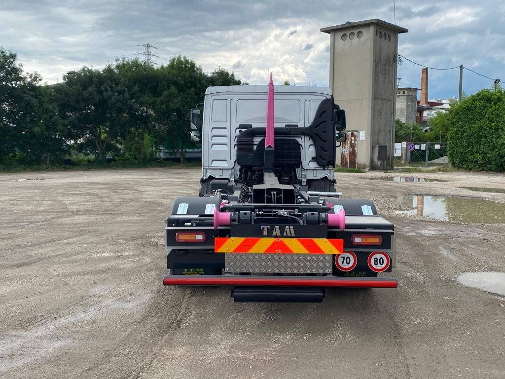 MAN TGM 12.220 - Pacēlājs ar āķi: foto 4 MAN TGM 12.220 - Pacēlājs ar āķi: foto 4