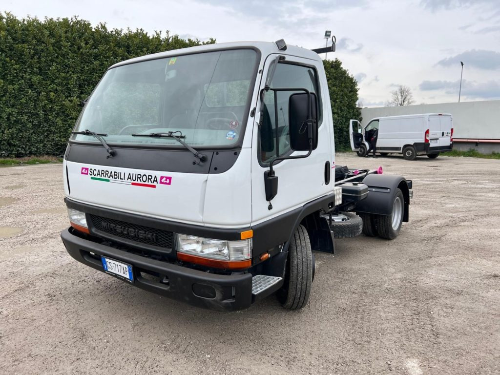 MITSUBISHI CANTER 3.0 SCARRABILE - Pacēlājs ar āķi: foto 2 MITSUBISHI CANTER 3.0 SCARRABILE - Pacēlājs ar āķi: foto 2