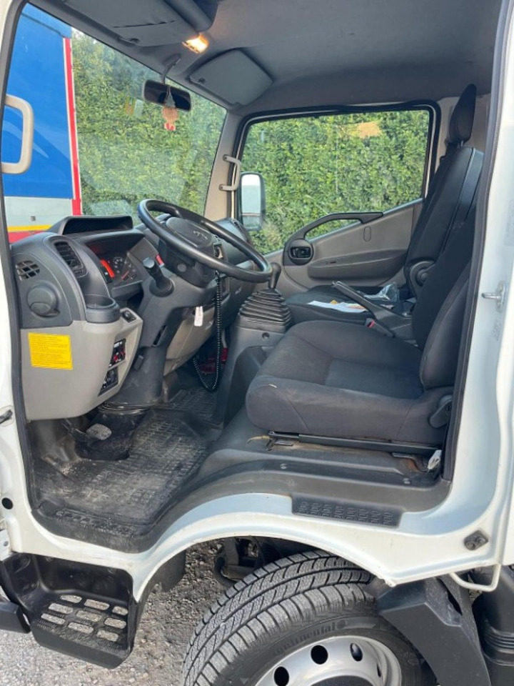 NISSAN NT400 SCARRABILE PATENTE B - Pacēlājs ar āķi: foto 4 NISSAN NT400 SCARRABILE PATENTE B - Pacēlājs ar āķi: foto 4