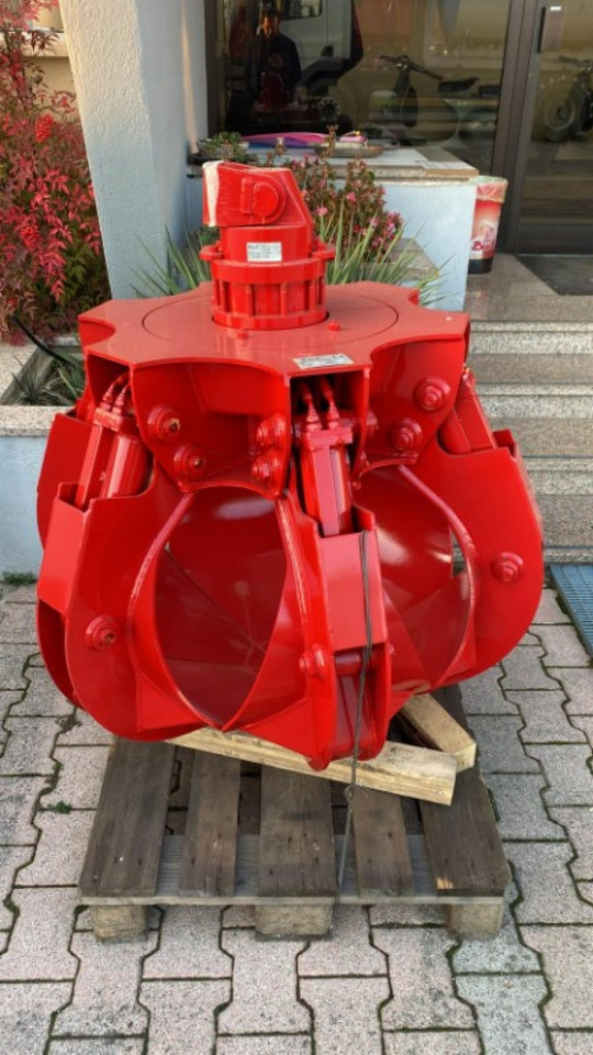 POLIPO MARCA ROZZI A 6 PALE PIU ROTORE ROZZI - Greiferi: foto 1 POLIPO MARCA ROZZI A 6 PALE PIU ROTORE ROZZI - Greiferi: foto 1