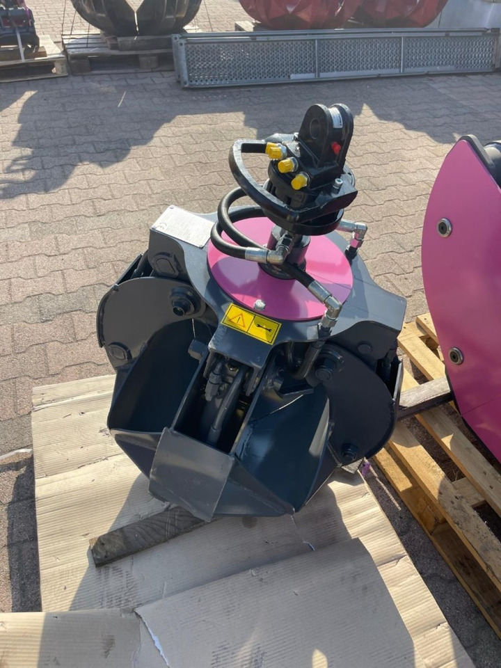 POLIPO NUOVO A 4 PALE CON ROTORE - Greiferi: foto 1 POLIPO NUOVO A 4 PALE CON ROTORE - Greiferi: foto 1