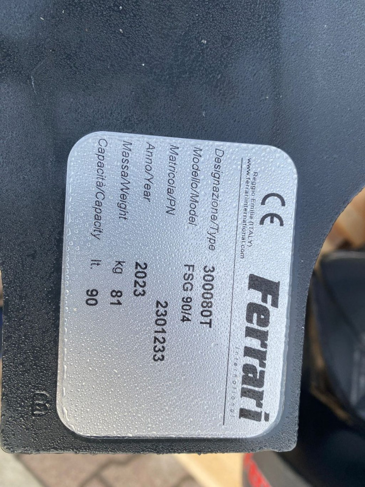 POLIPO NUOVO MARCA FERRARI 4 PALE - Greiferi: foto 5 POLIPO NUOVO MARCA FERRARI 4 PALE - Greiferi: foto 5