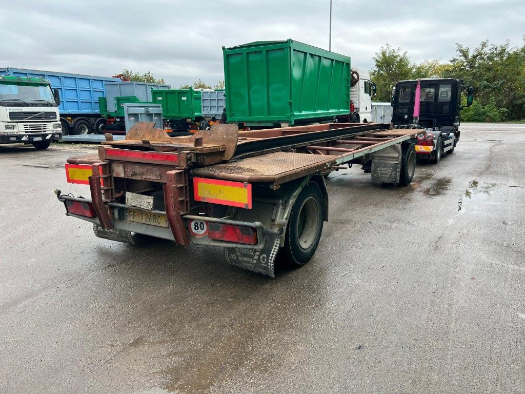 VIBERTI RIMORCHIO VIBERTI SCARRABILE PNEUMATICO - Multilift/ Būvgružu konteinera piekabe: foto 3 VIBERTI RIMORCHIO VIBERTI SCARRABILE PNEUMATICO - Multilift/ Būvgružu konteinera piekabe: foto 3