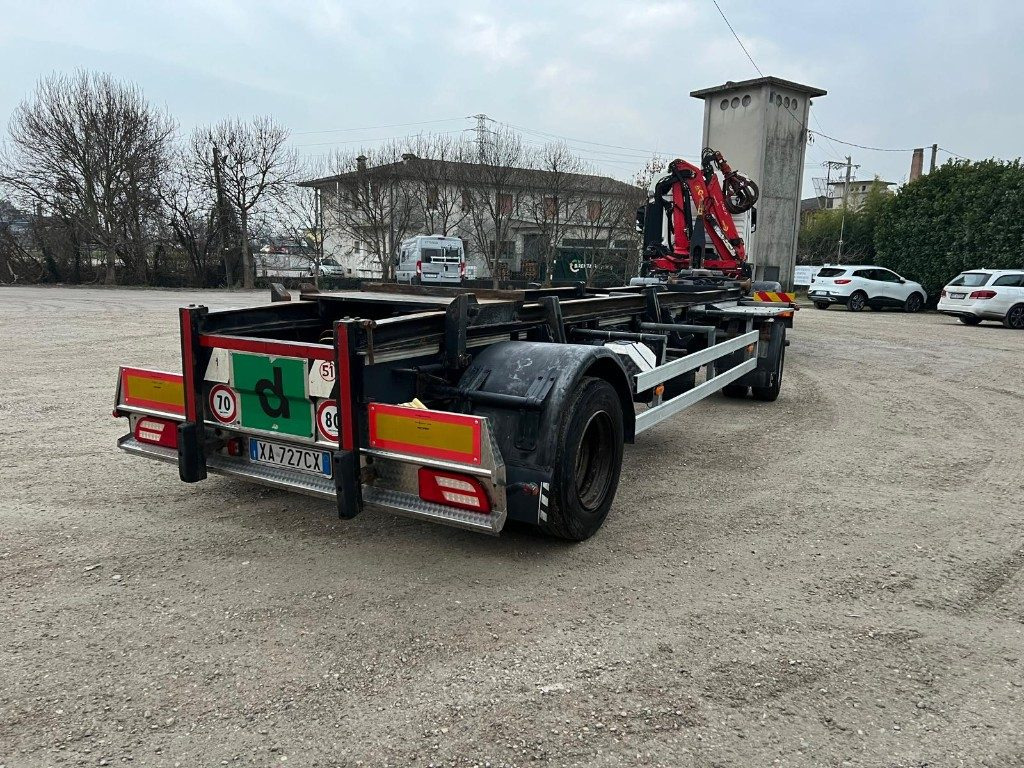 ZORZI RIMORCHIO SCARRABILE ZORZI 20R070 PNEUMATICO - Multilift/ Būvgružu konteinera piekabe: foto 3 ZORZI RIMORCHIO SCARRABILE ZORZI 20R070 PNEUMATICO - Multilift/ Būvgružu konteinera piekabe: foto 3