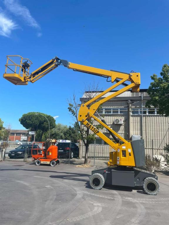 Haulotte HA15IP - Izlices pacēlājs: foto 1 Haulotte HA15IP - Izlices pacēlājs: foto 1