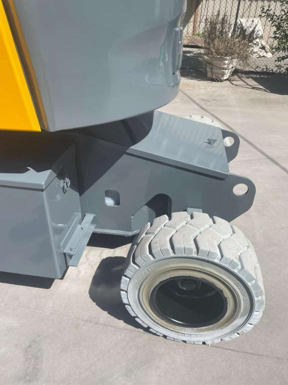 Haulotte HA15IP - Izlices pacēlājs: foto 5 Haulotte HA15IP - Izlices pacēlājs: foto 5