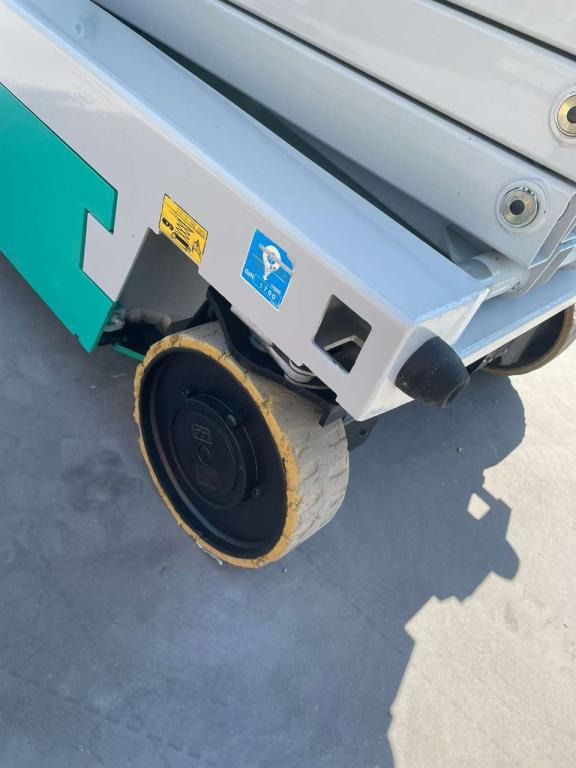 Imer IT12122 - Šķērveida pacēlājs: foto 4 Imer IT12122 - Šķērveida pacēlājs: foto 4