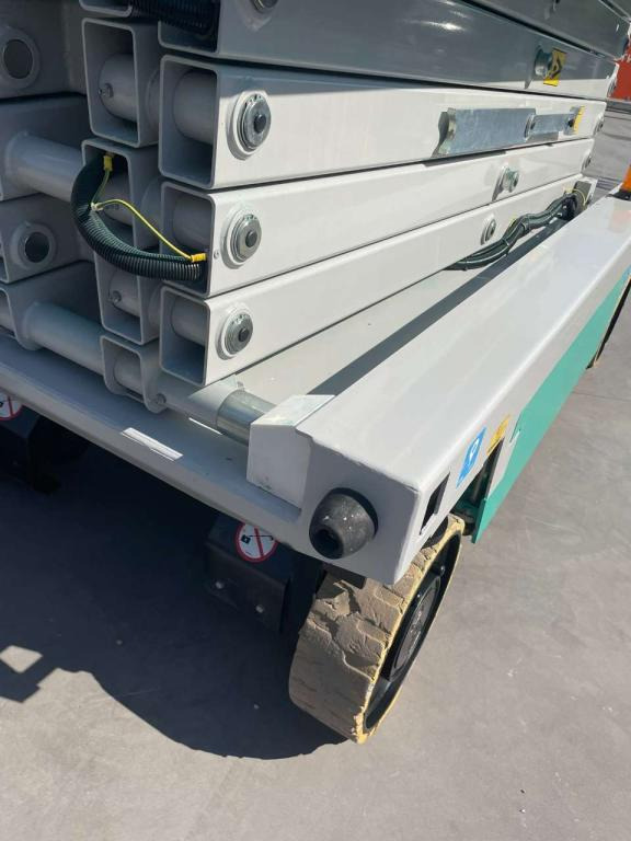 Imer IT12122 - Šķērveida pacēlājs: foto 5 Imer IT12122 - Šķērveida pacēlājs: foto 5