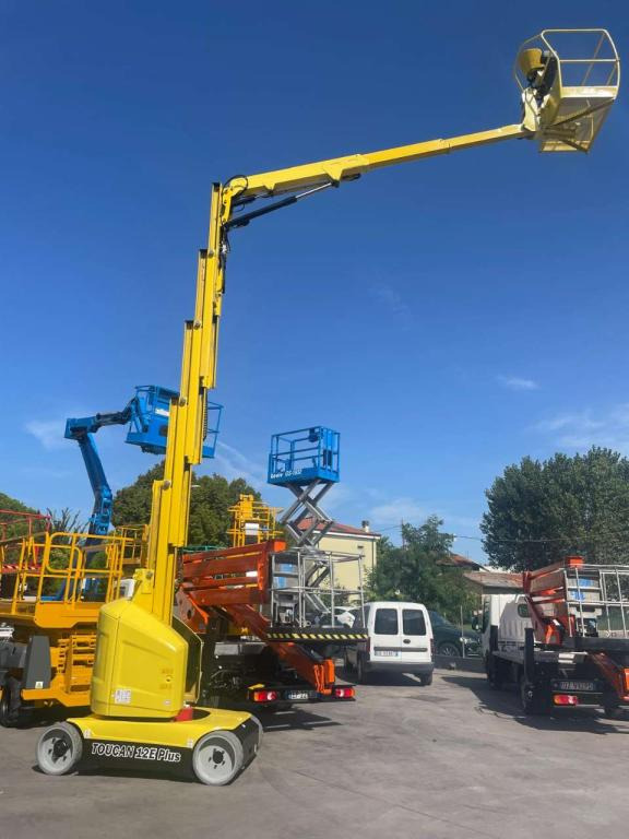 JLG TOUCAN 12E PLUS - Torņa pacēlājs: foto 2 JLG TOUCAN 12E PLUS - Torņa pacēlājs: foto 2