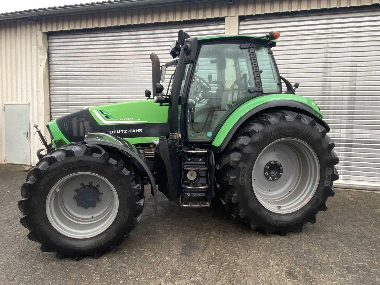 Deutz-Fahr 6190 Agrotron TTV - Traktors: foto 2 Deutz-Fahr 6190 Agrotron TTV - Traktors: foto 2