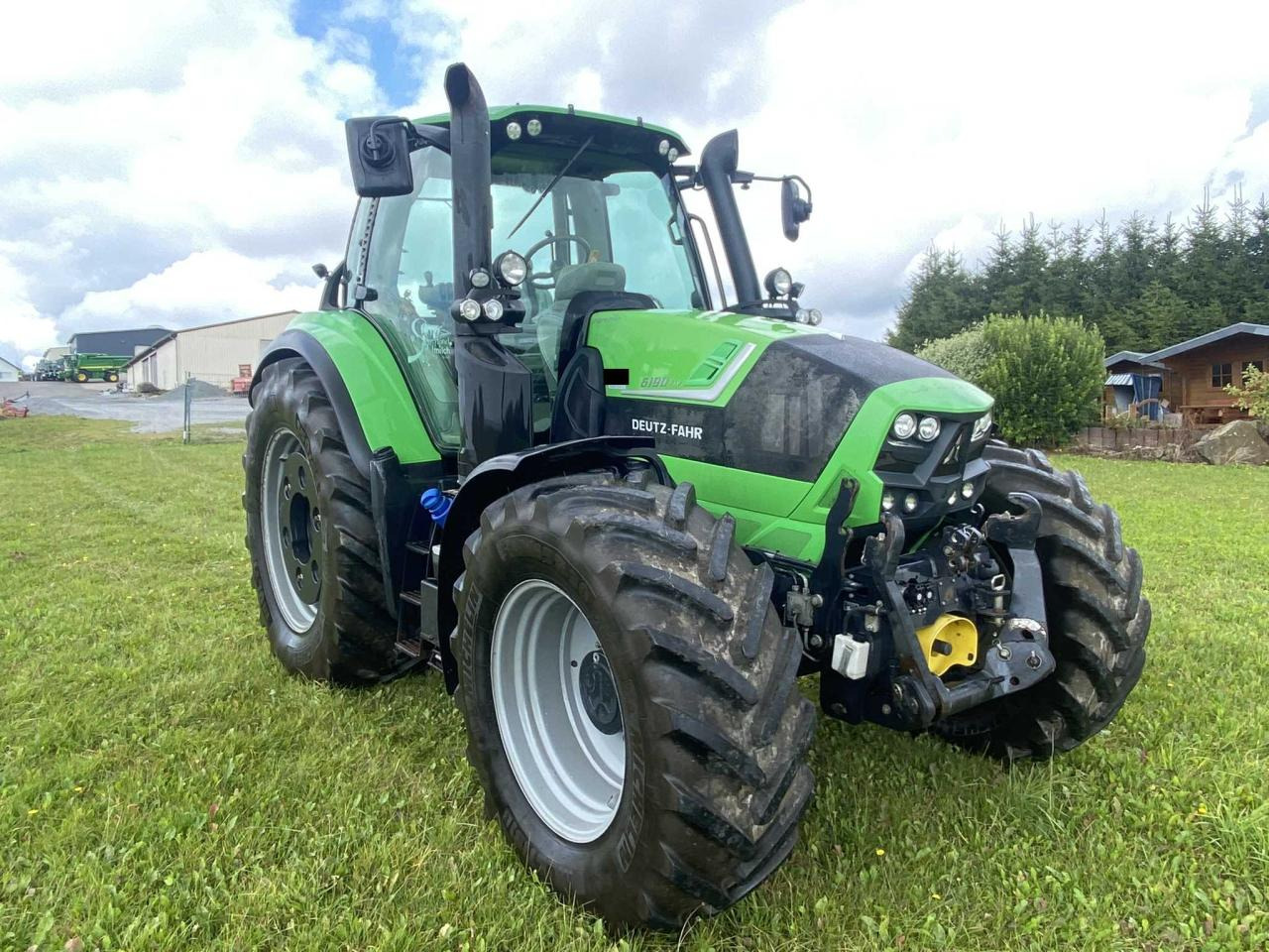 Deutz-Fahr 6190 Agrotron TTV - Traktors: foto 4 Deutz-Fahr 6190 Agrotron TTV - Traktors: foto 4